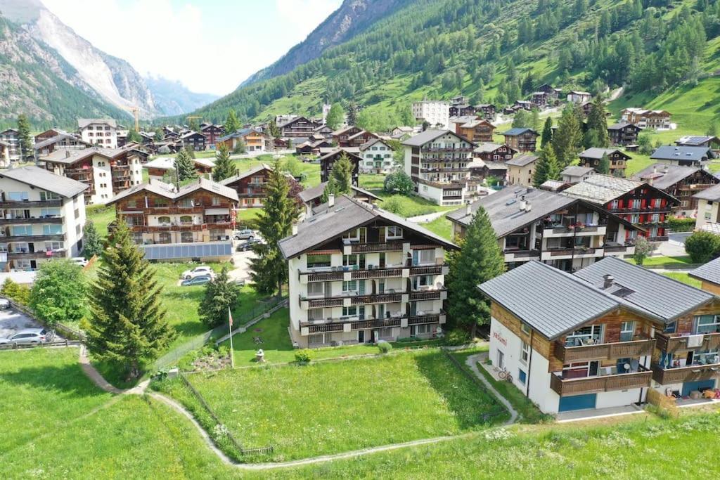 Enjoy The View Apartment Close To Zermatt With Parking Täsch Εξωτερικό φωτογραφία
